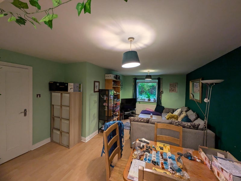 Room Whiteoak Road in Manchester