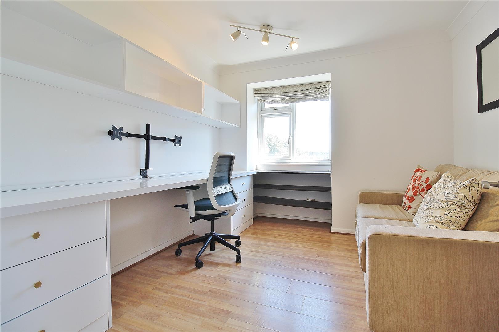 Flat The Woodlands in Greater London