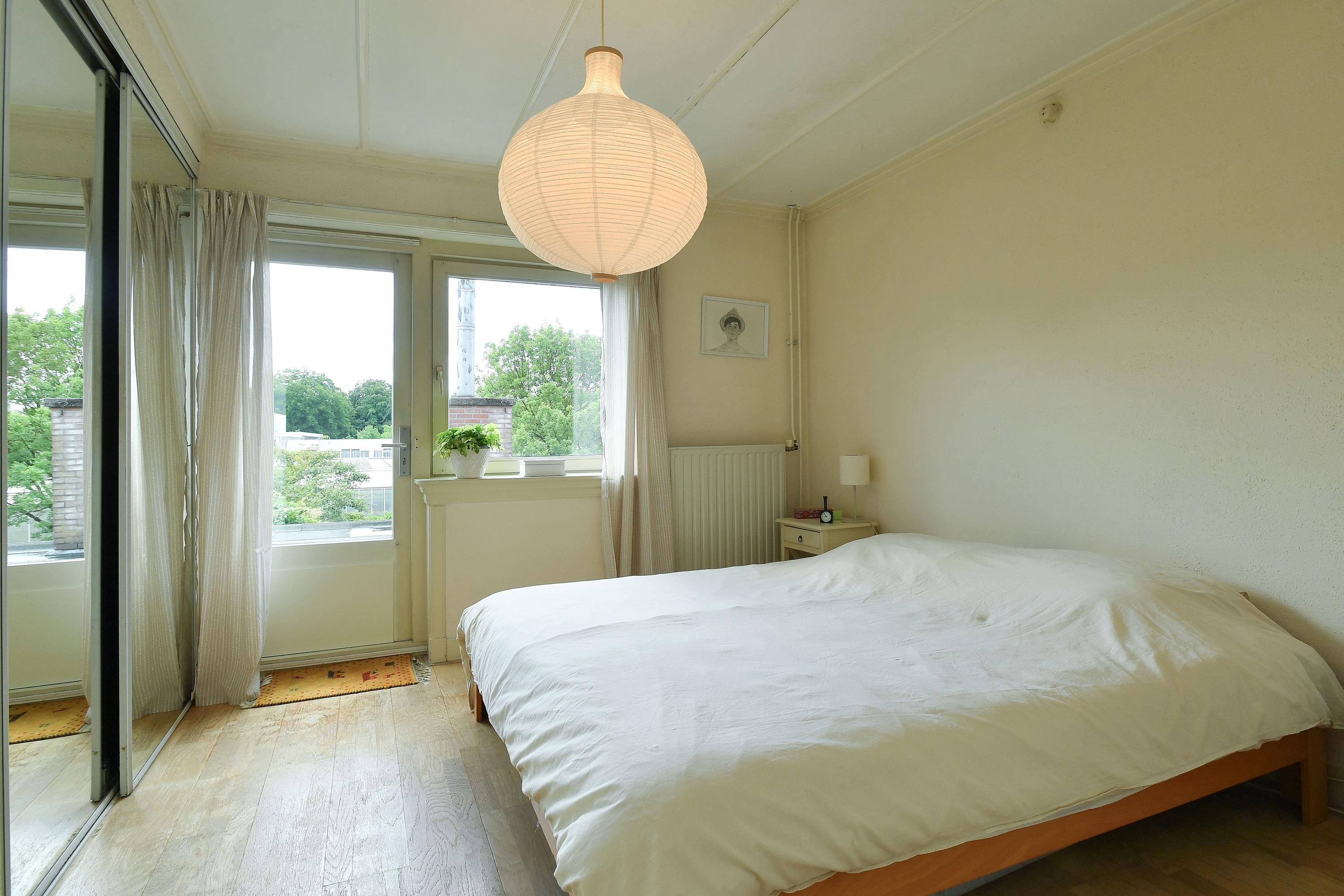 Twee-onder-één-kap te koop: Alteveer 17E, Velp