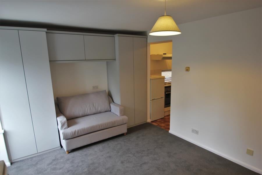 Flat Trenance in Woking