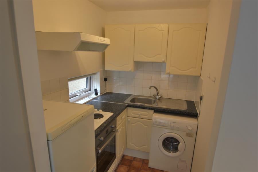 Flat Trenance in Woking