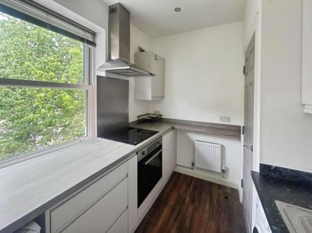 Flat Kingsway in Bedford