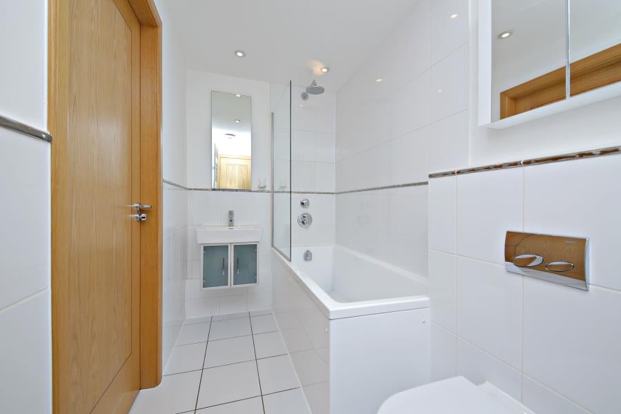 Flat Dogwood Dell in Waterlooville