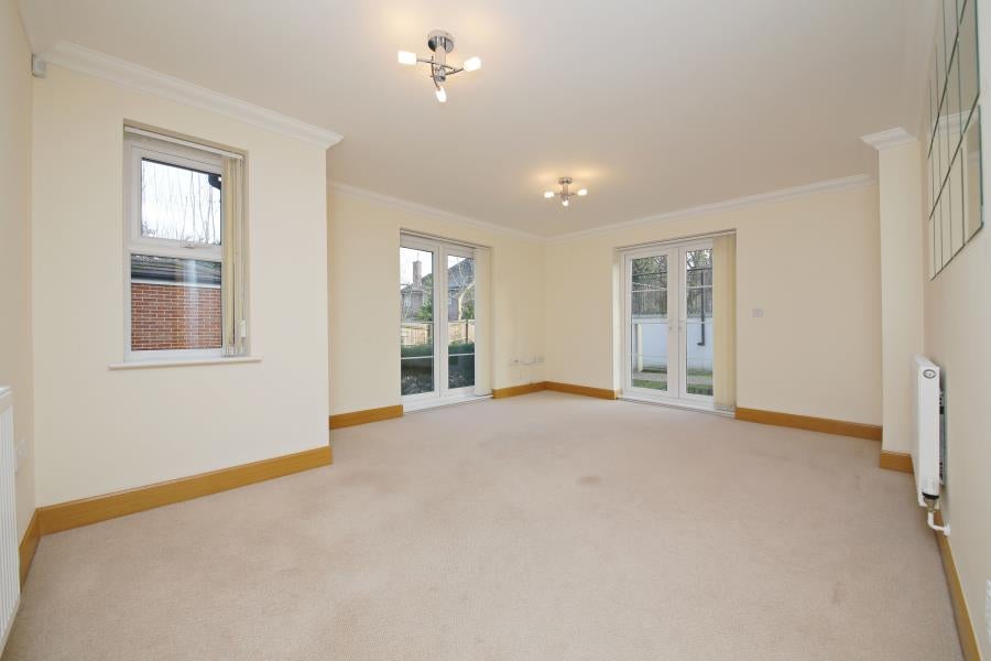 Flat Dogwood Dell in Waterlooville