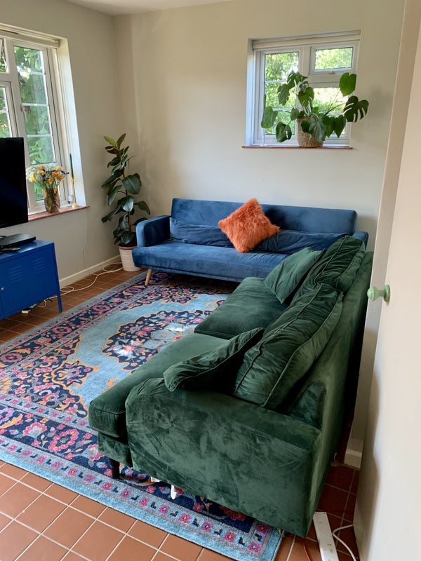 Room Mayfield Close in Greater London
