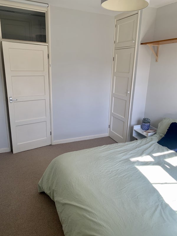 Room Mayfield Close in Greater London