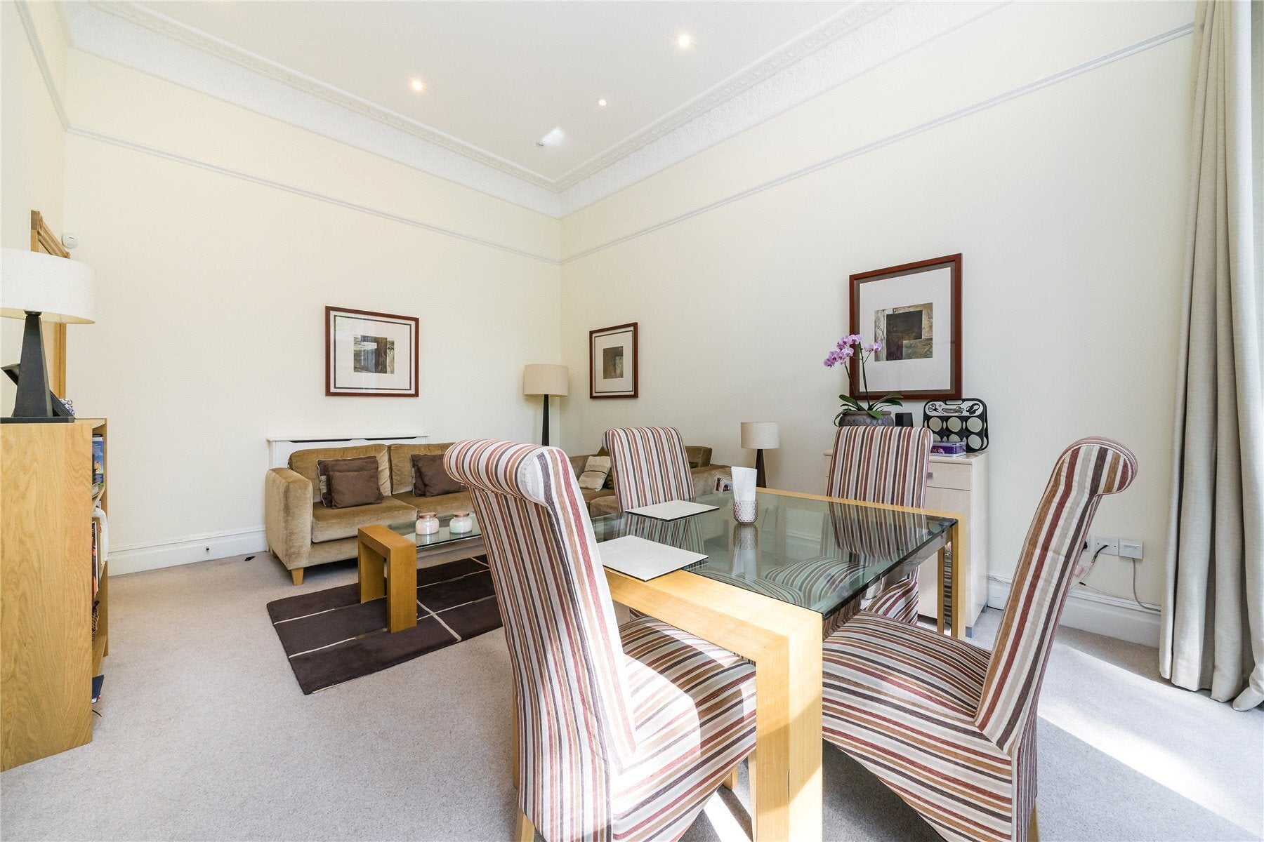 Flat Ashburn Gardens in Greater London