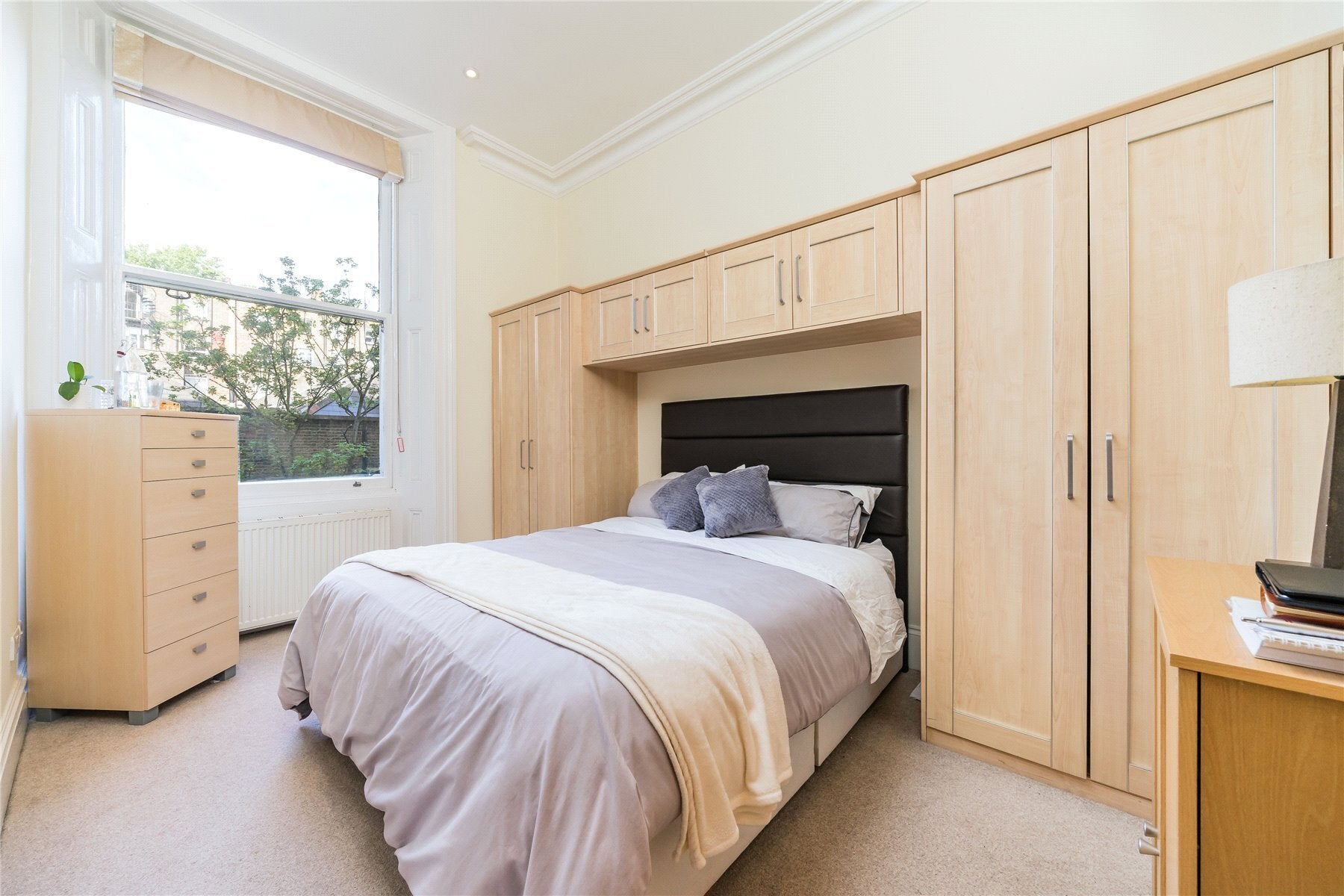 Flat Ashburn Gardens in Greater London