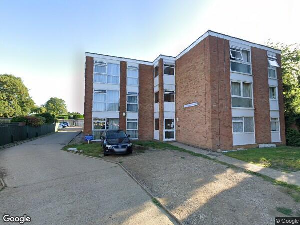 Flat Stockingstone Road in Luton