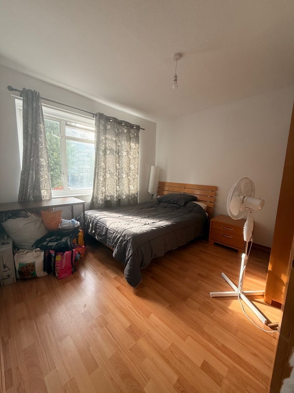 Room Colson Way in Greater London