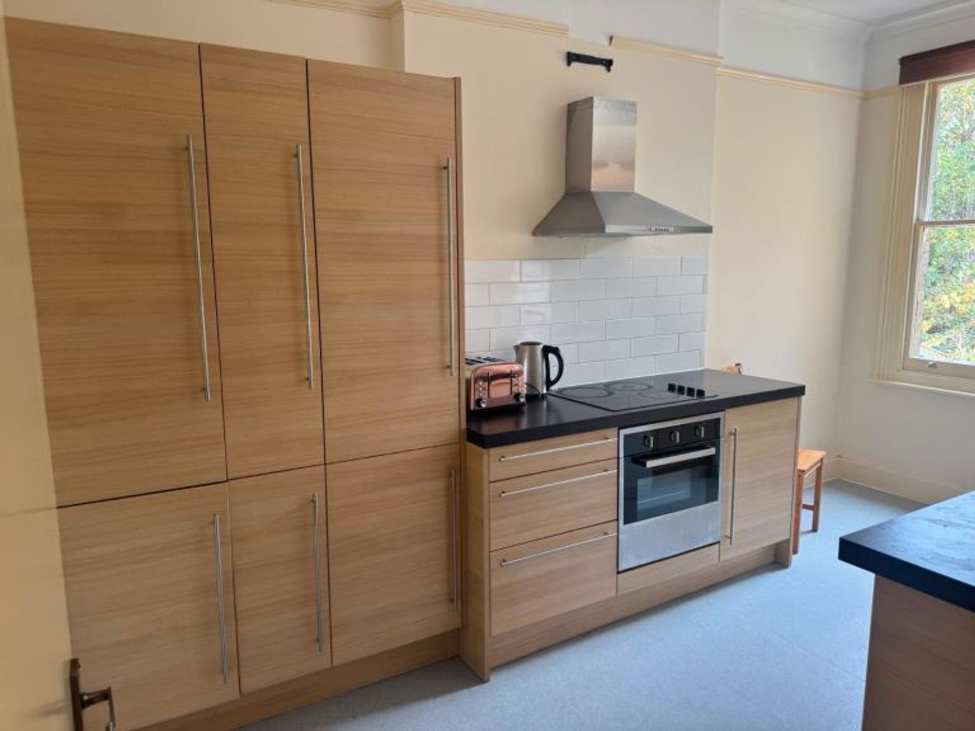 Flat Epsom Road in Greater London