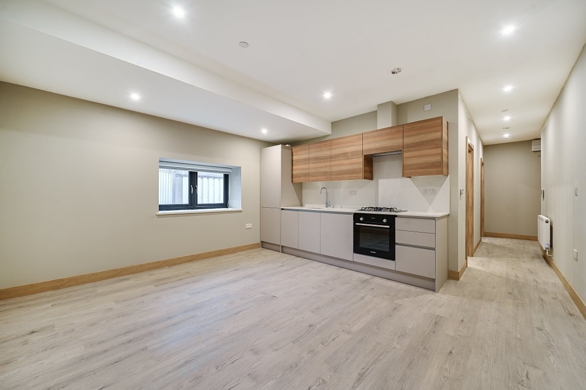 Flat Wansford Park in Hertsmere