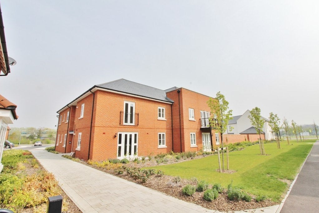 Flat Carey Lane in Southwick and Widley