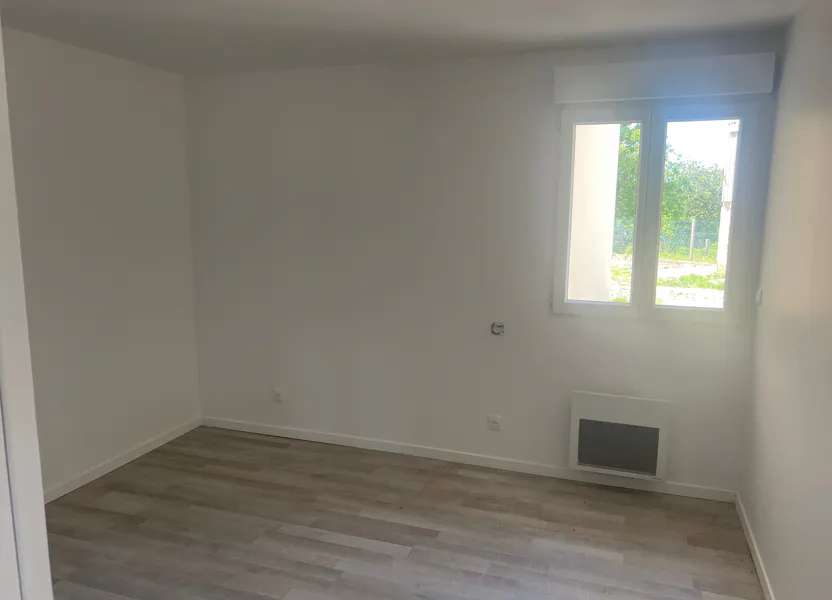 Flat Rue de la Savoie in Montreuil-aux-Lions