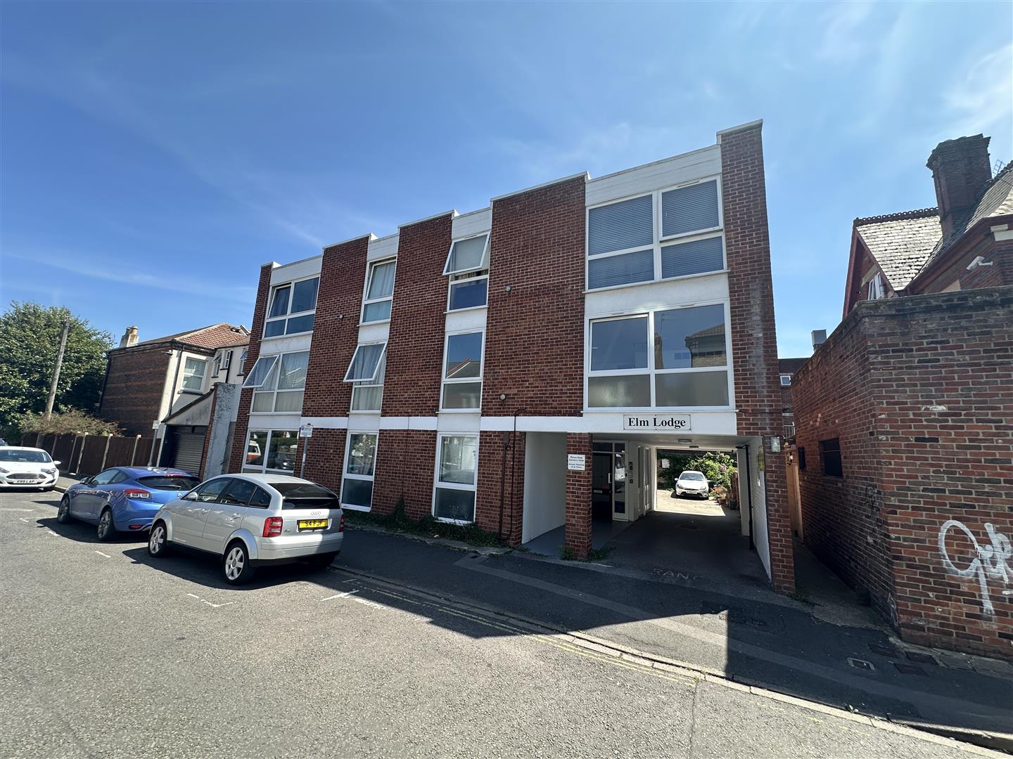 Flat St Peters Grove in Portsmouth