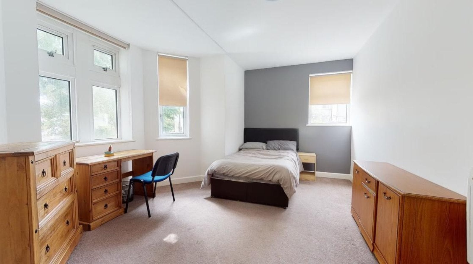 Flat Lipson Road in Plymouth