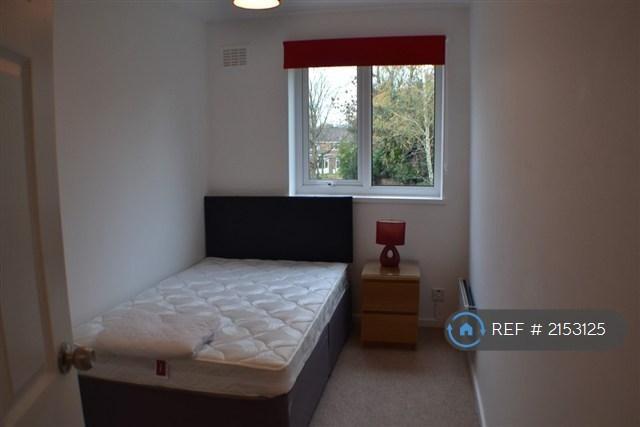 Flat Meadow Court in Manchester