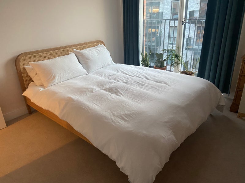 Flat Rookwood Way in Greater London