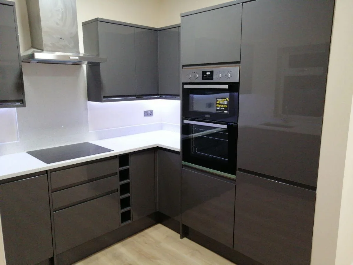 Flat Fairdene Road in Greater London