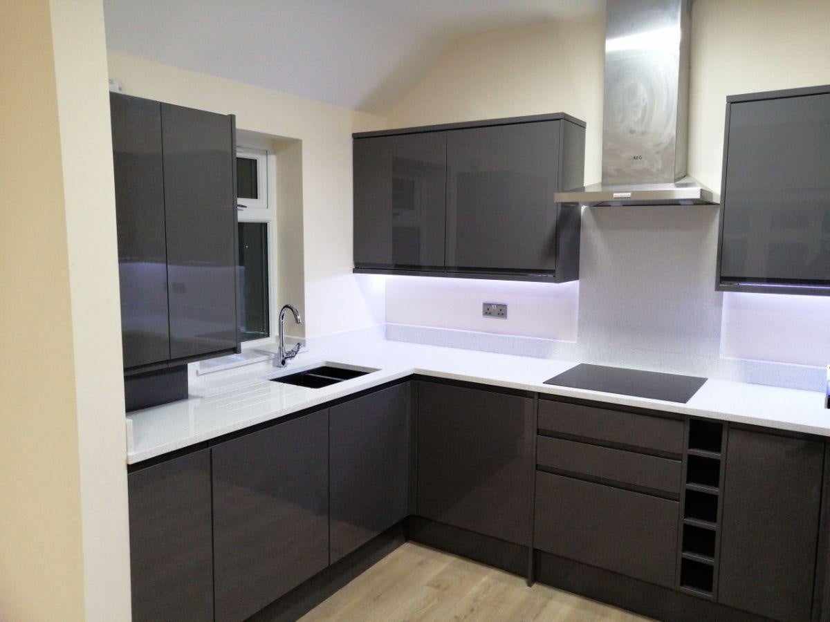 Flat Fairdene Road in Greater London