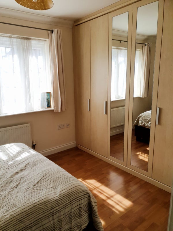 Room Principal Close in Greater London