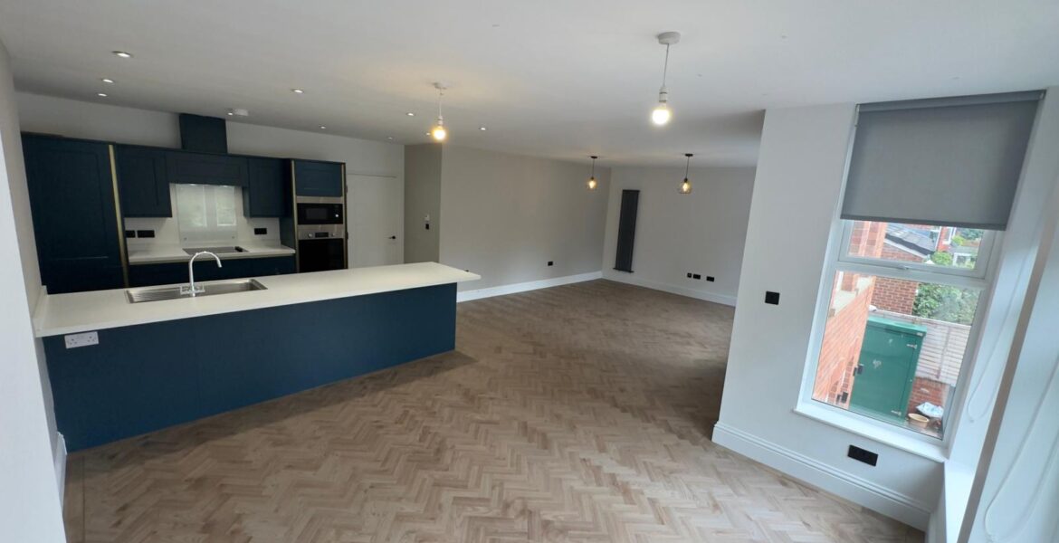 Flat Claremont Drive in Leeds
