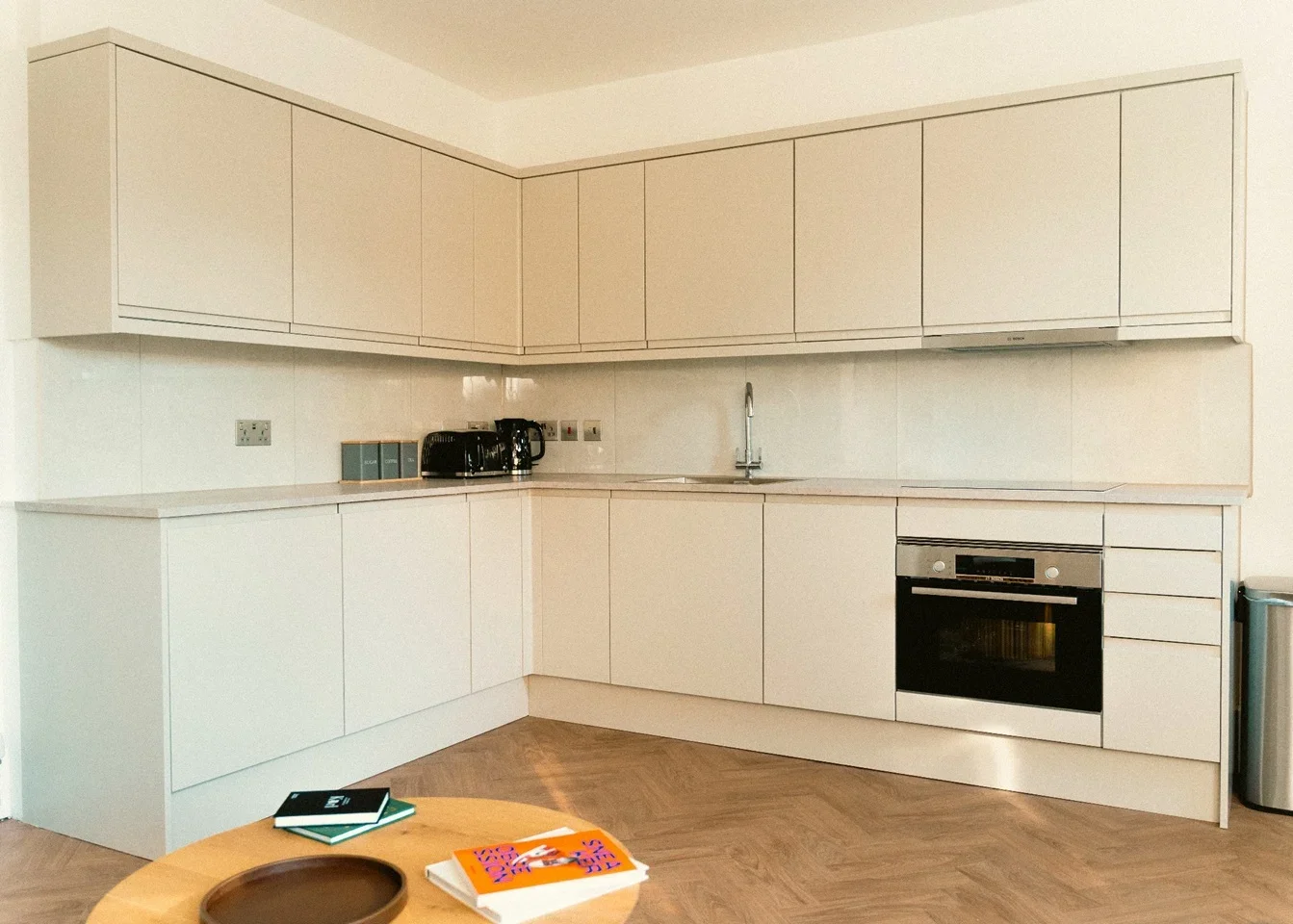 Flat Kennington Oval in Greater London