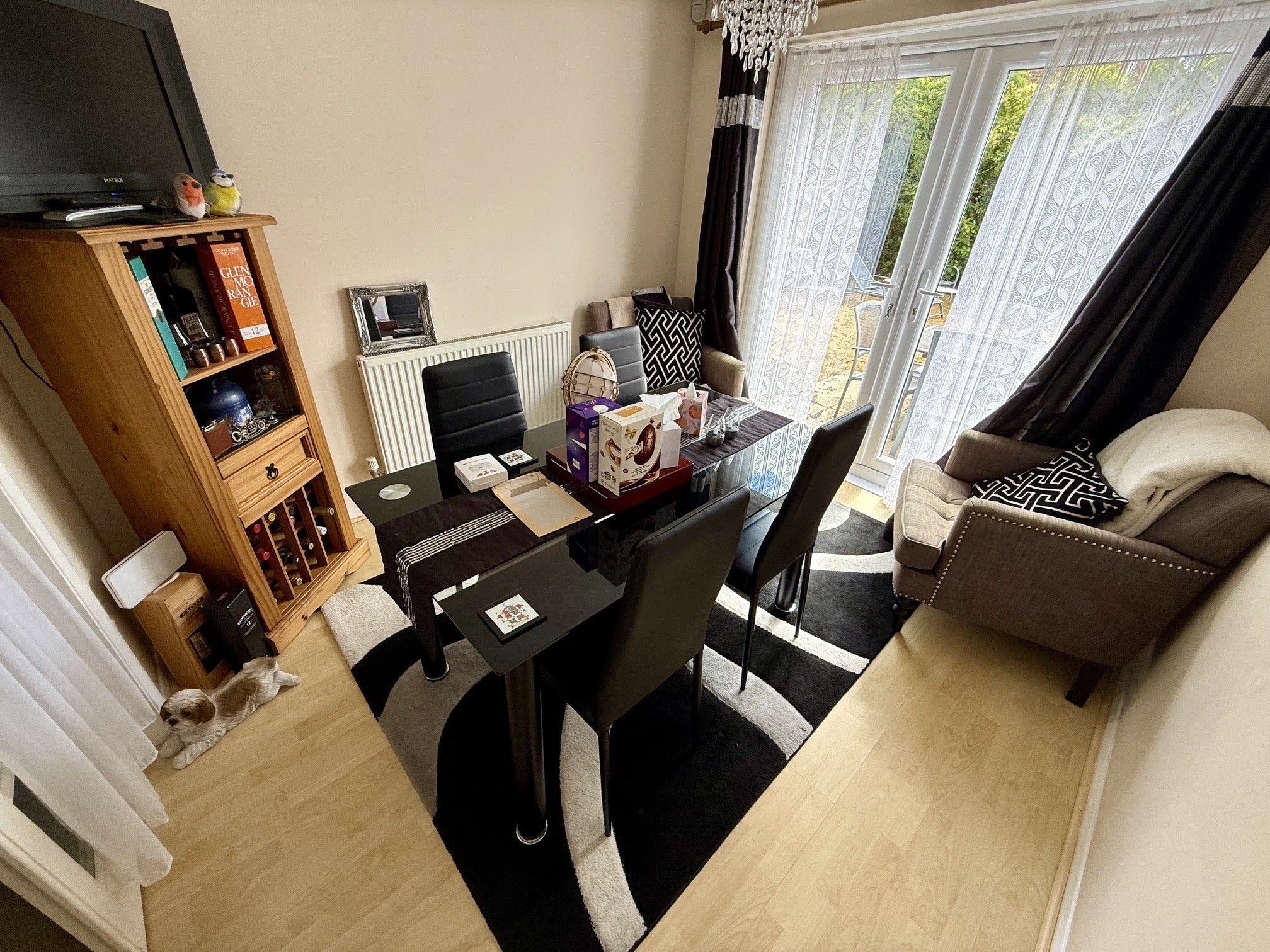 House Tennyson Avenue in Houghton Regis