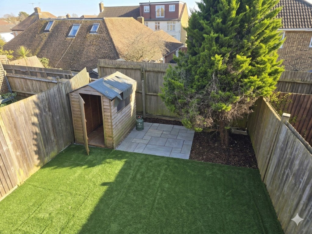 Flat Hughenden Road in St Leonards