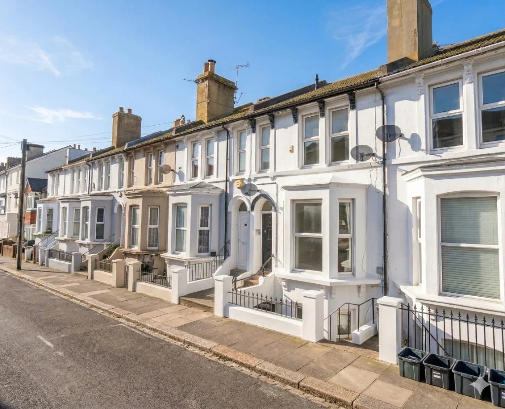 Flat Hughenden Road in St Leonards