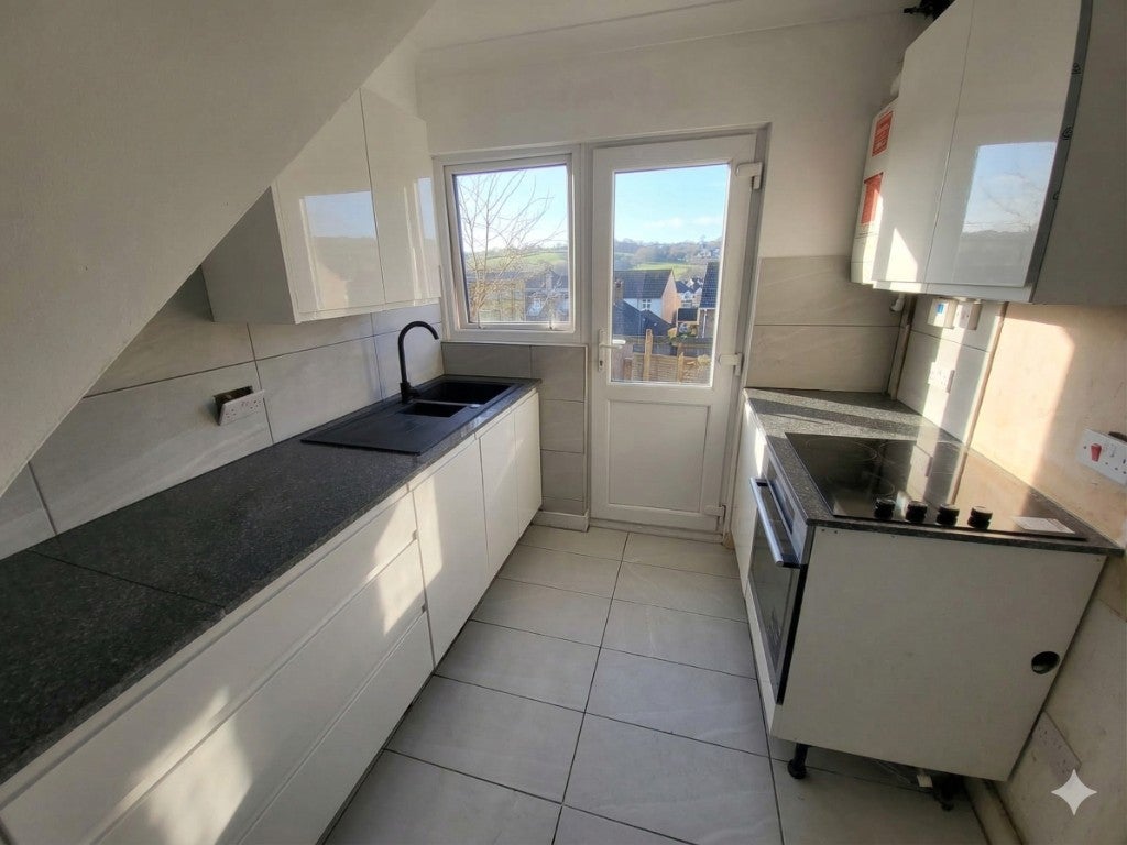 Flat Hughenden Road in St Leonards