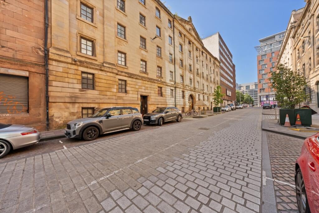 Flat James Watt Street in Glasgow