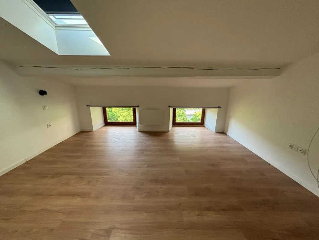 Flat Place Jean Jaurès in Tournon-sur-Rhône