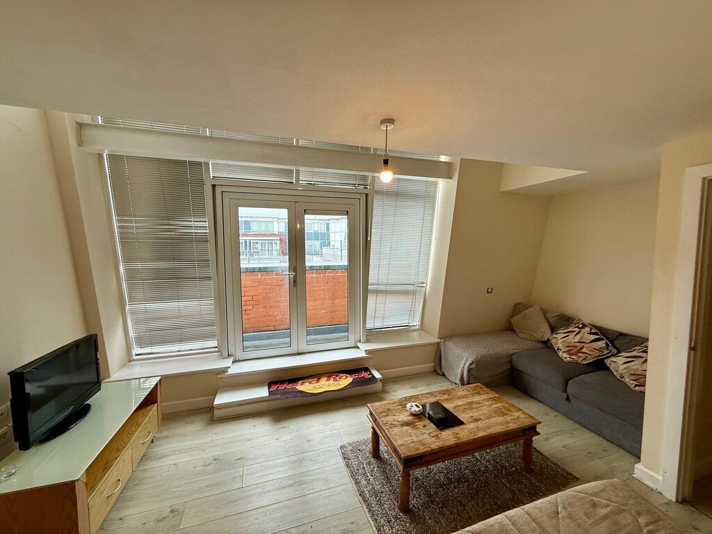 Flat Regent Parade in Birmingham