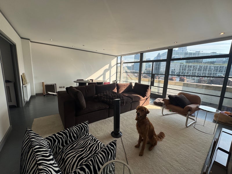 Room Jerome Street in Greater London