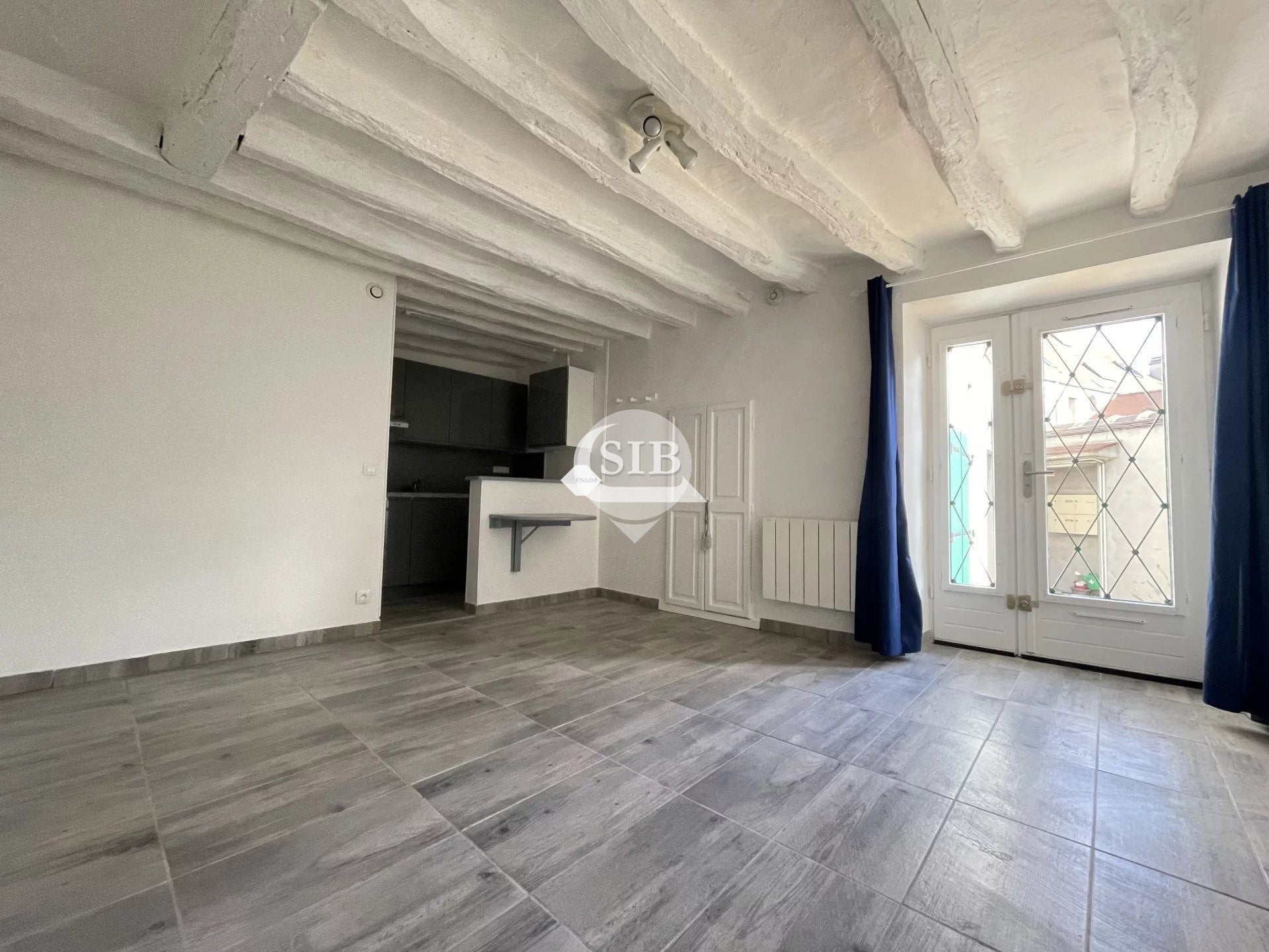 Flat Avenue Sadi Carnot in Saulx-les-Chartreux