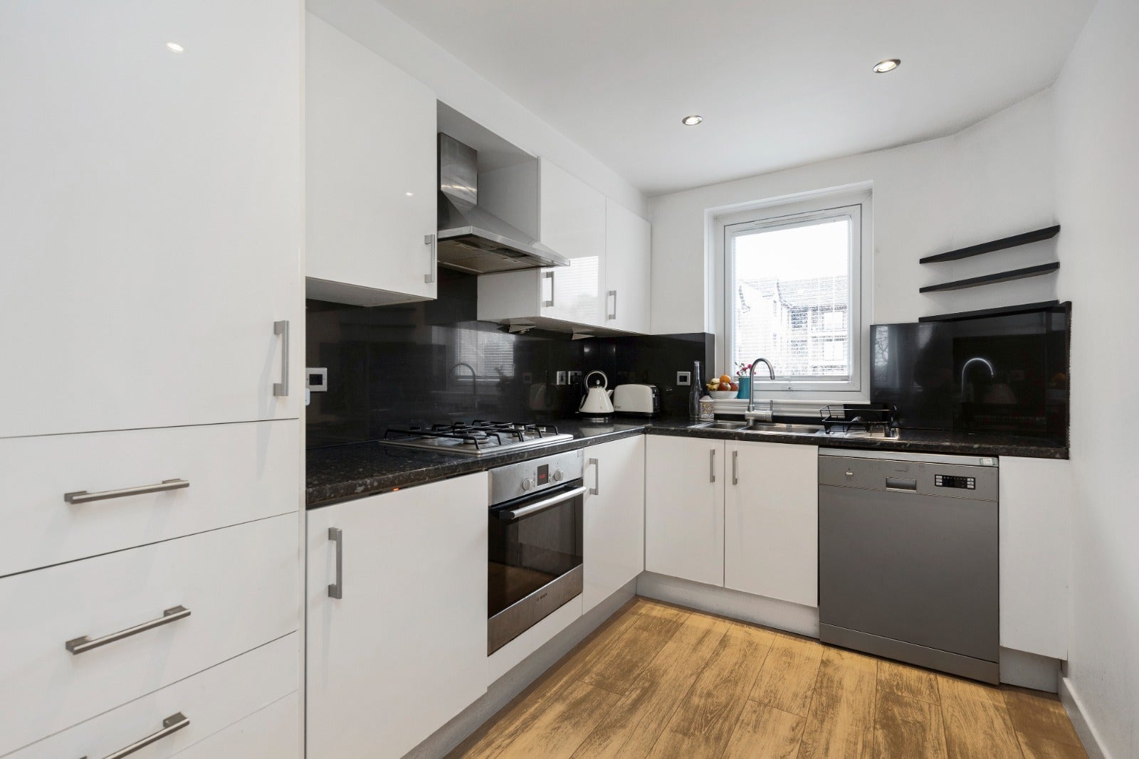 Flat Craigend Park in City of Edinburgh