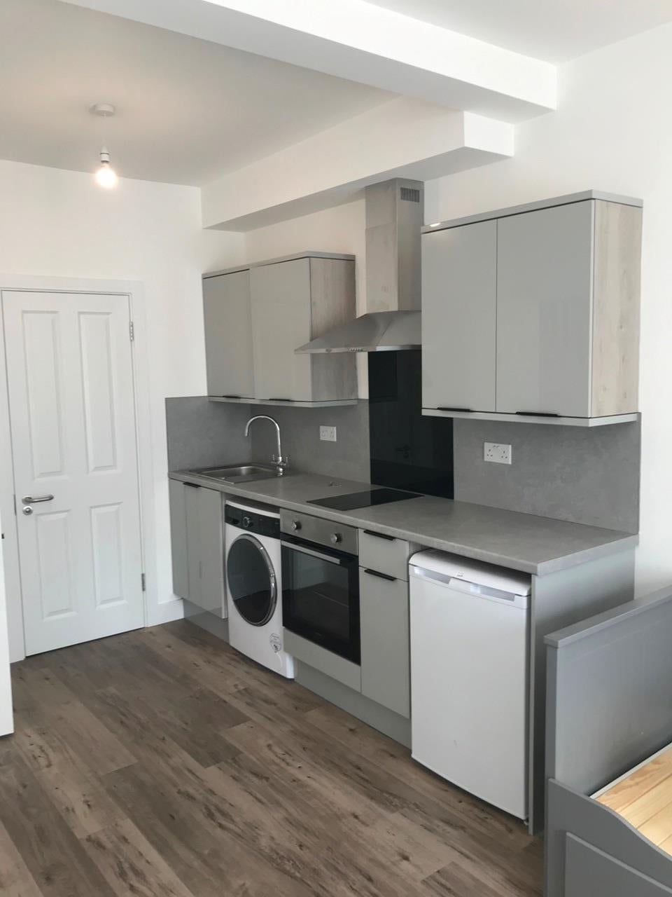 Flat Huxley Road in Greater London