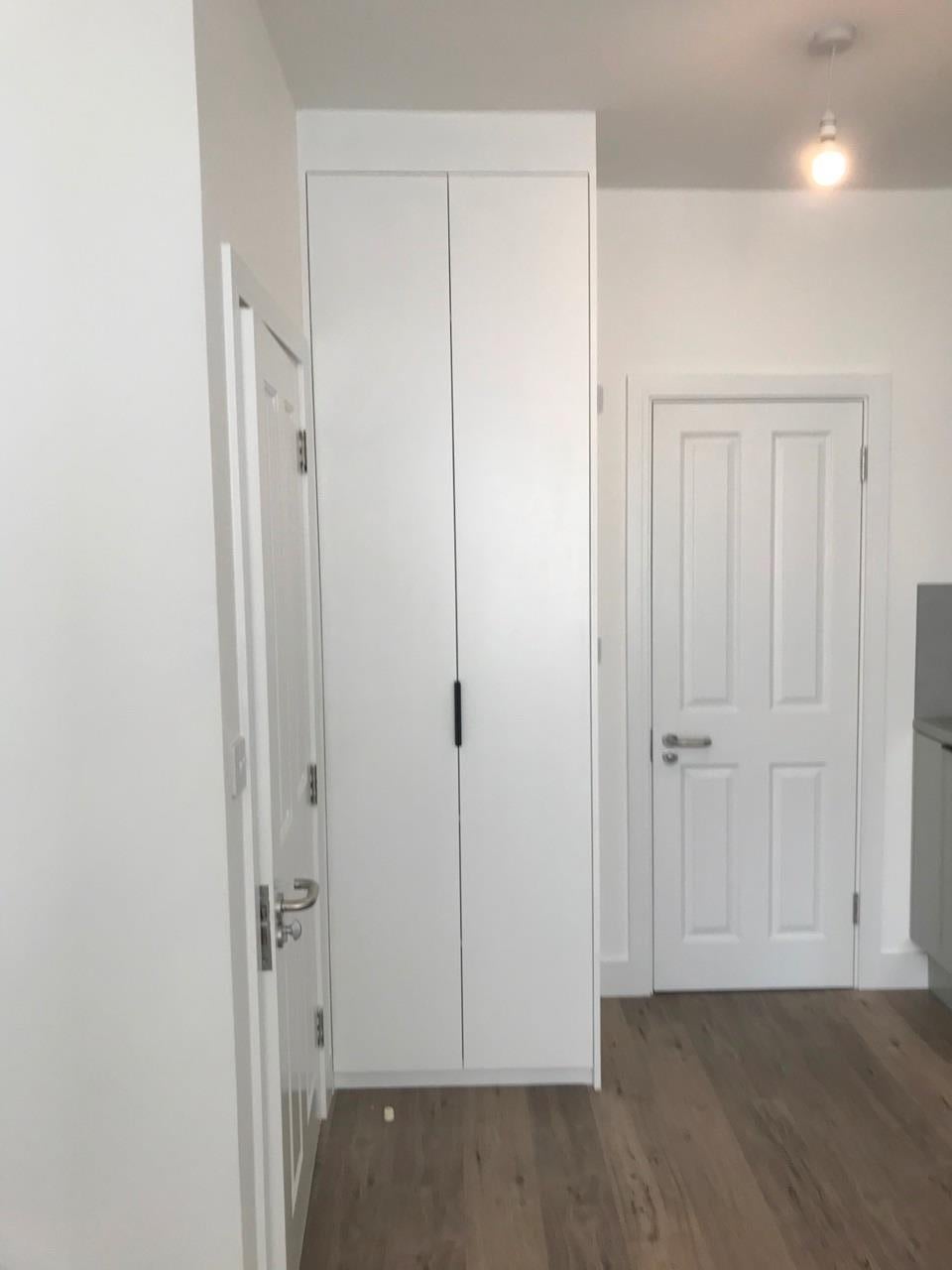 Flat Huxley Road in Greater London