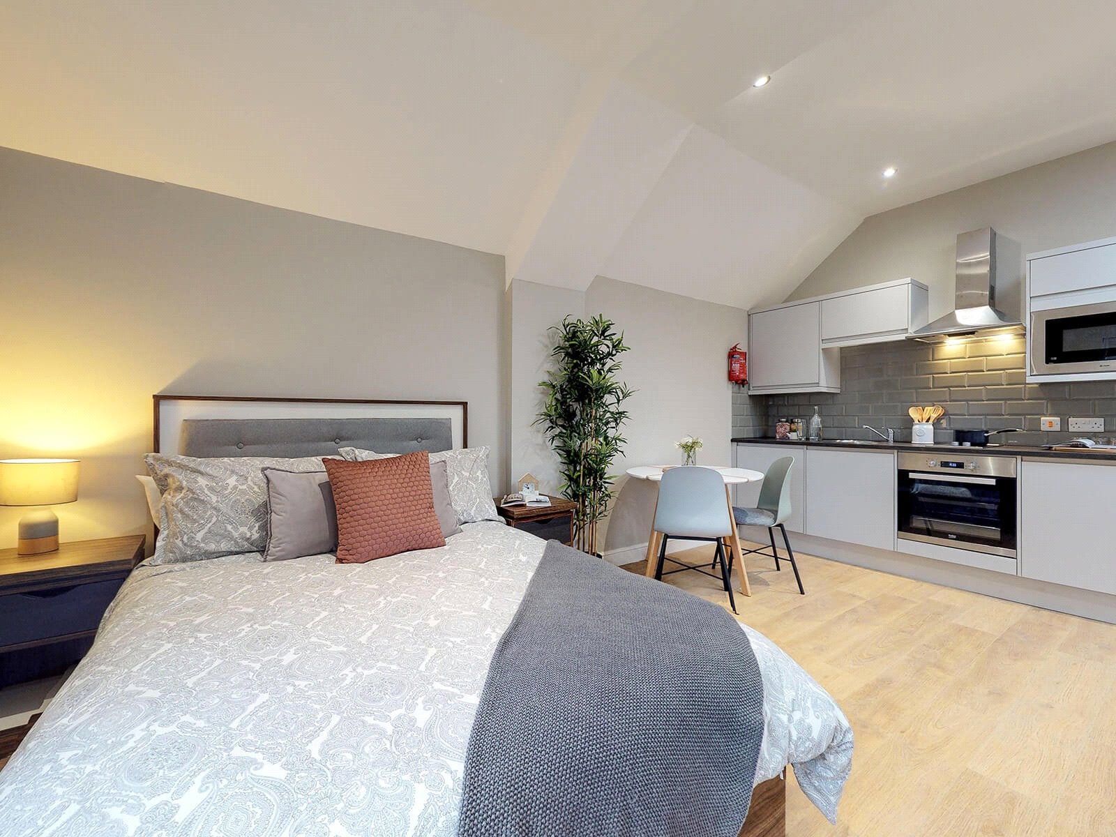 Flat Springfield Mount in Leeds