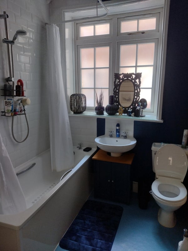 Room Pemberton Gardens in Greater London