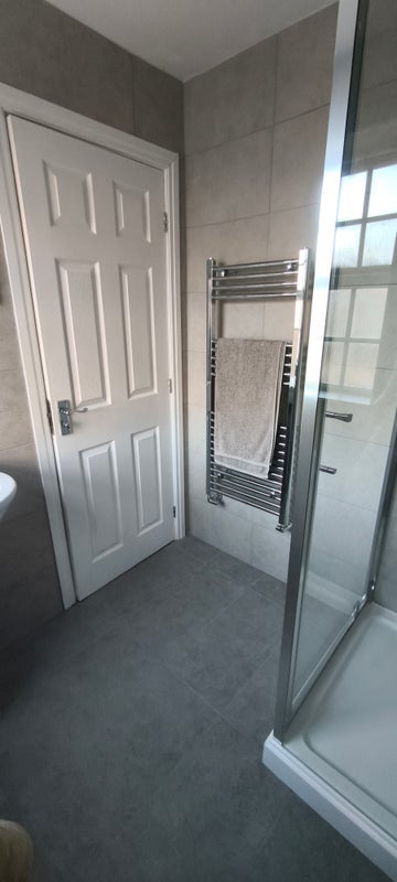 Room Stonechat Road in Rugby