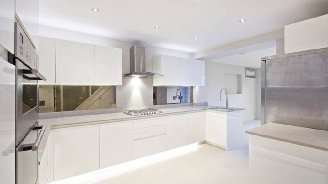 House Cathcart Road in Greater London