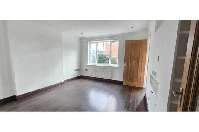 House Rodyard Way in Coventry