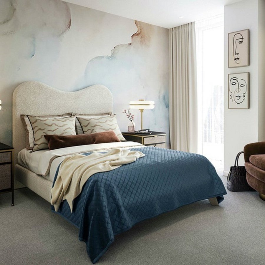 Flat Tapestry Way in Greater London