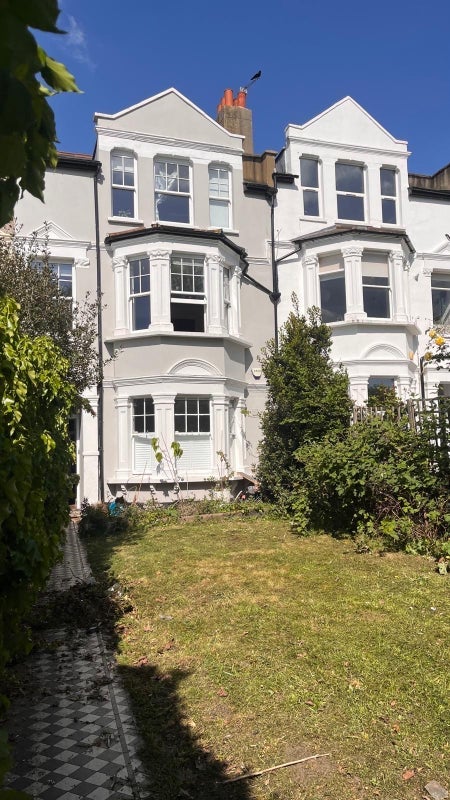 Room Somerton Road in Greater London