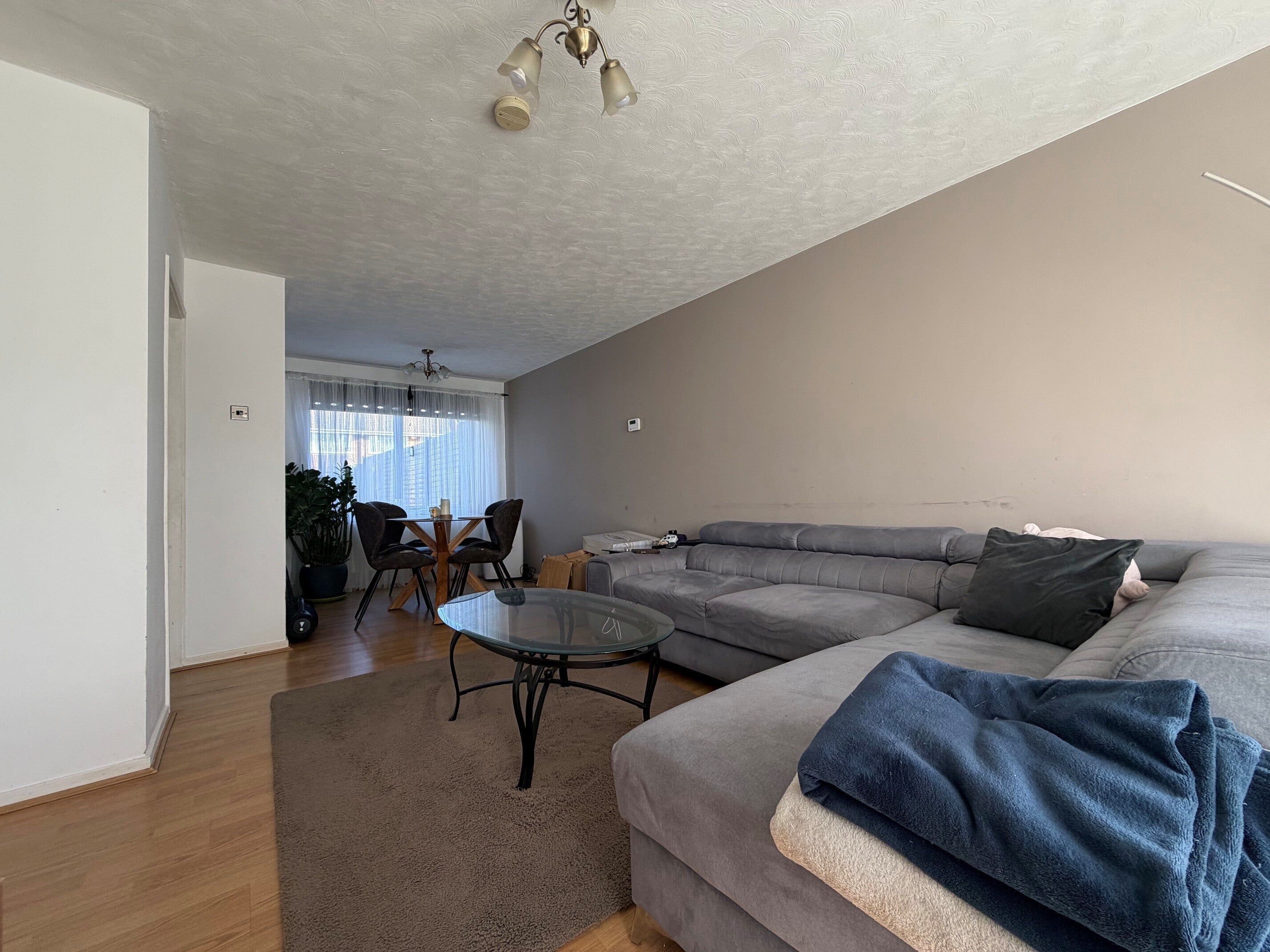 House Walnut Walk in Kempston
