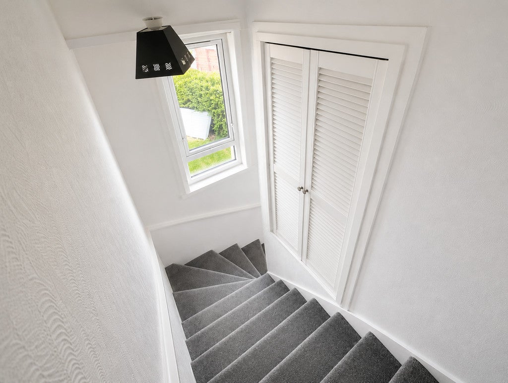 Flat Fisher Avenue in Kilsyth