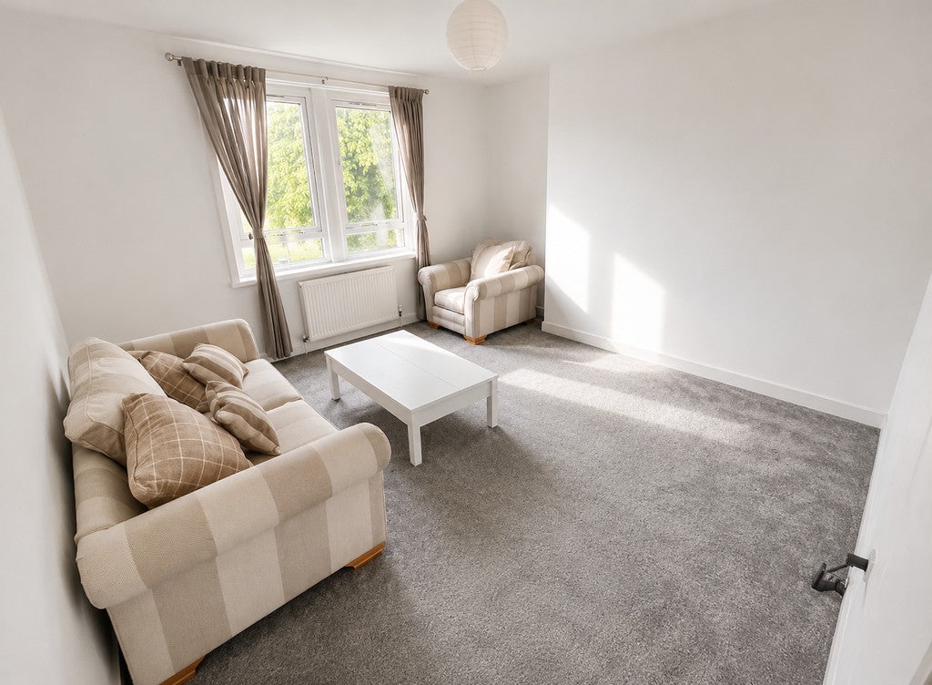 Flat Fisher Avenue in Kilsyth