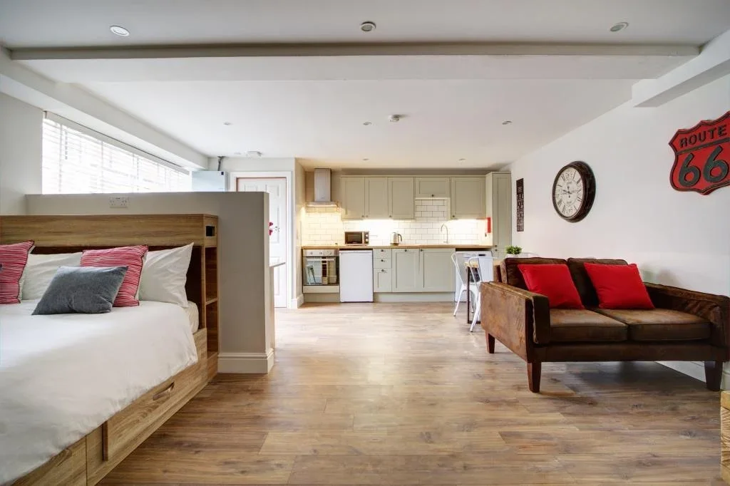 Flat Charleston House in Nottingham